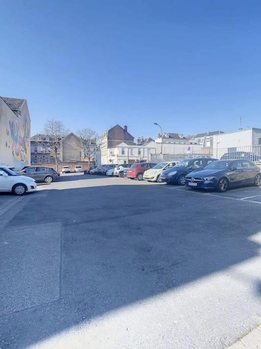 Stud Confort Centre Ville 4Pers Saint-Quentin  Exterior photo
